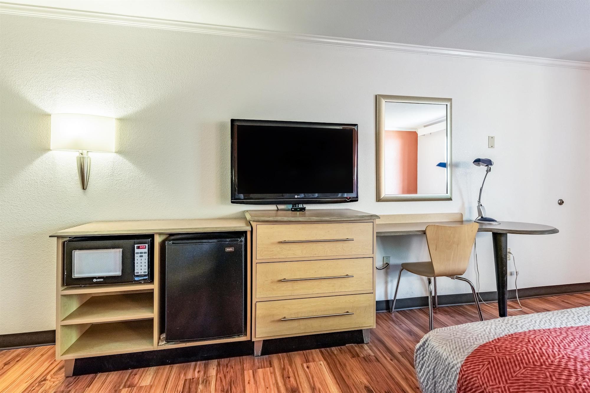 Motel 6-Gatlinburg, Tn - Smoky Mountains Екстериор снимка