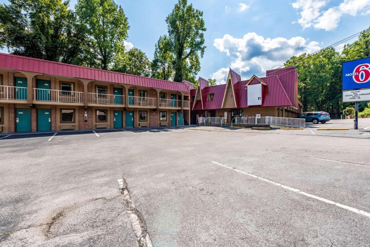 Motel 6-Gatlinburg, Tn - Smoky Mountains Екстериор снимка