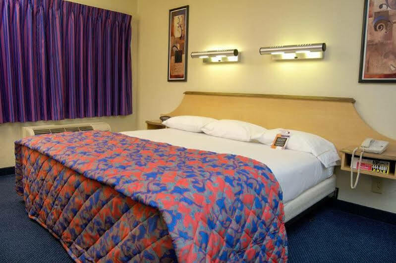 Motel 6-Gatlinburg, Tn - Smoky Mountains Екстериор снимка