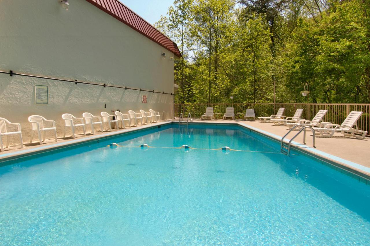 Motel 6-Gatlinburg, Tn - Smoky Mountains Екстериор снимка